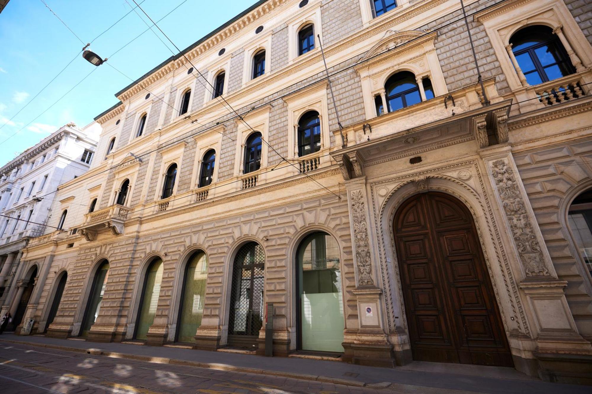 Meravigli Suites - Incredibile Posizione Duomo E Castello — Photos 2